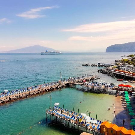 Angelina Suite B&B - Sorrento Centro Dış mekan fotoğraf