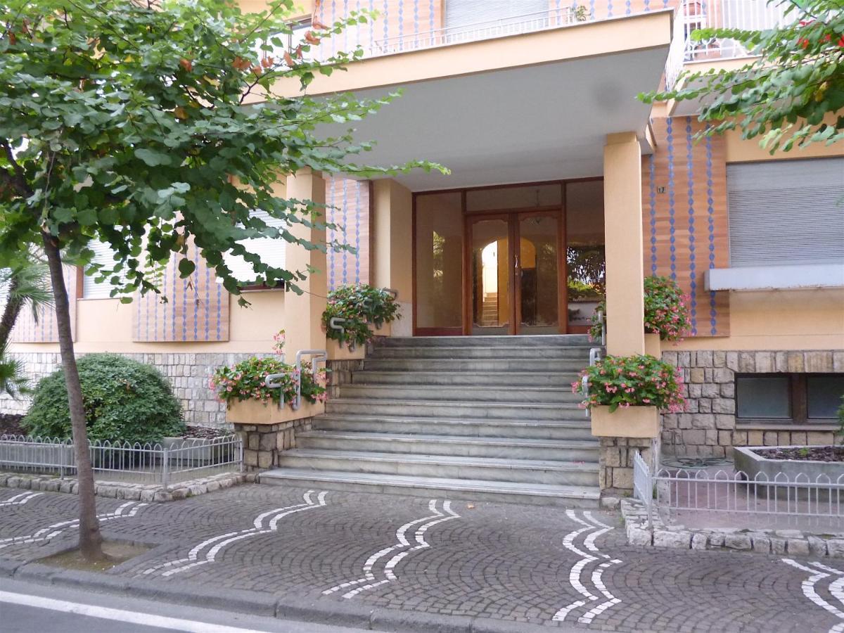 Angelina Suite B&B - Sorrento Centro Dış mekan fotoğraf