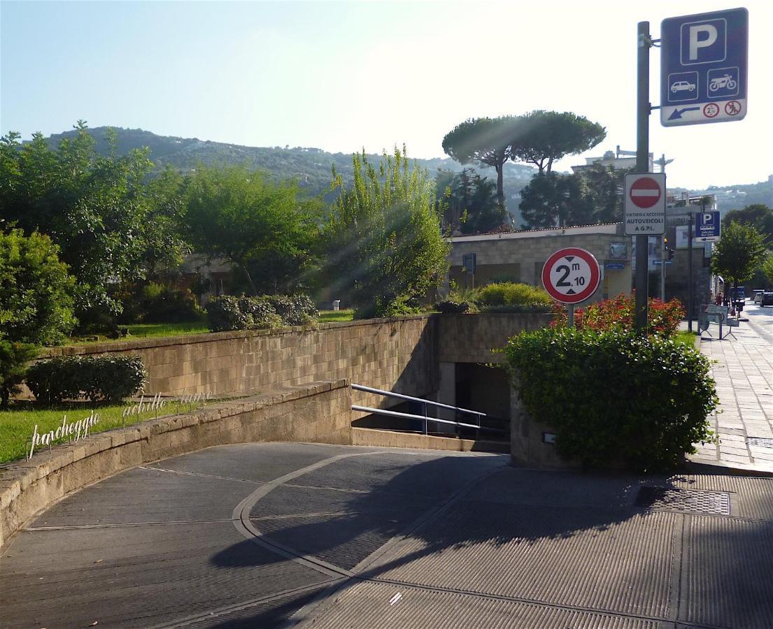 Angelina Suite B&B - Sorrento Centro Dış mekan fotoğraf